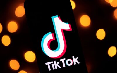 A BAILAR CON TIKTOK